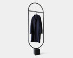 Friends&founders-Standout-Hanger