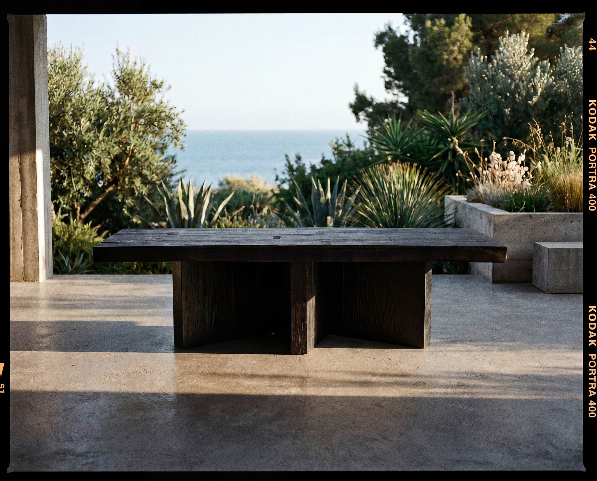 Savannah Bay Gallery-Contemporary Furniture-Tables-Assises-Miroirs-Luminaires-Acros Outdoor Table - Carmworks at Savannah Bay Gallery 2