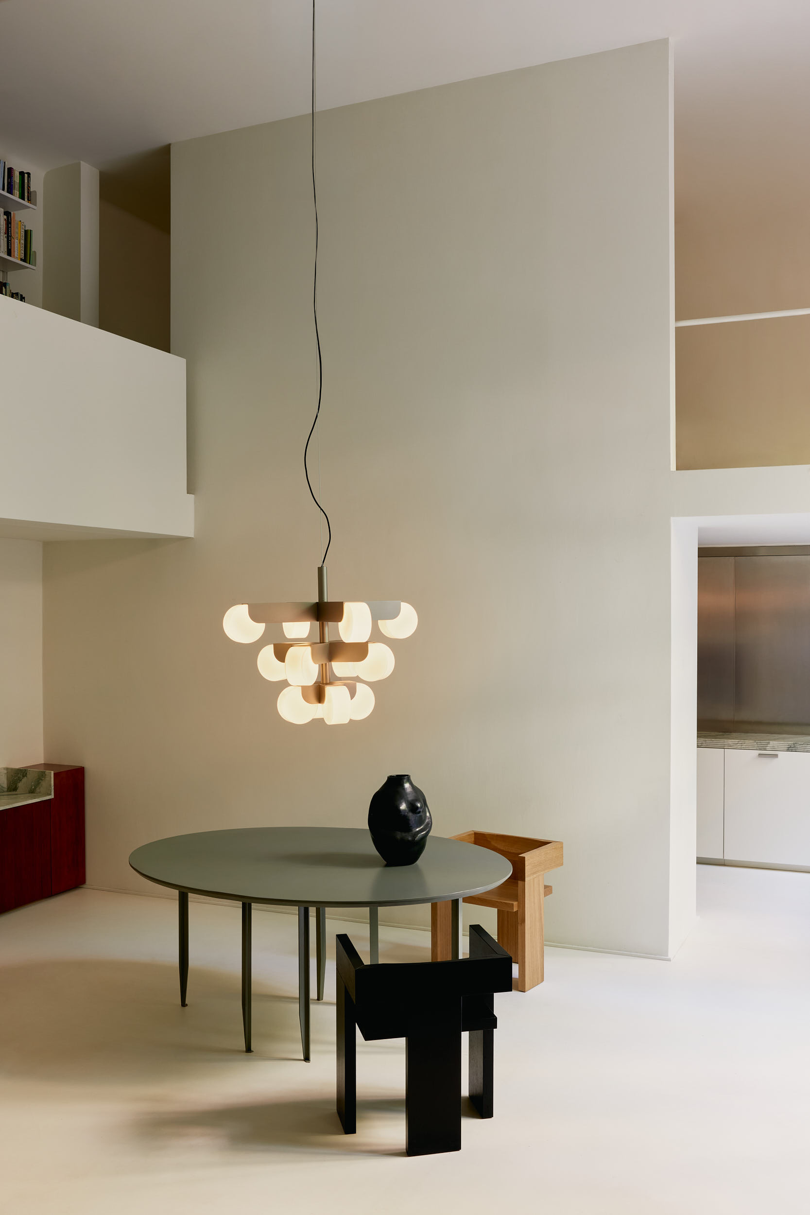Stilla 510.12 Chandelier by TOOY 3