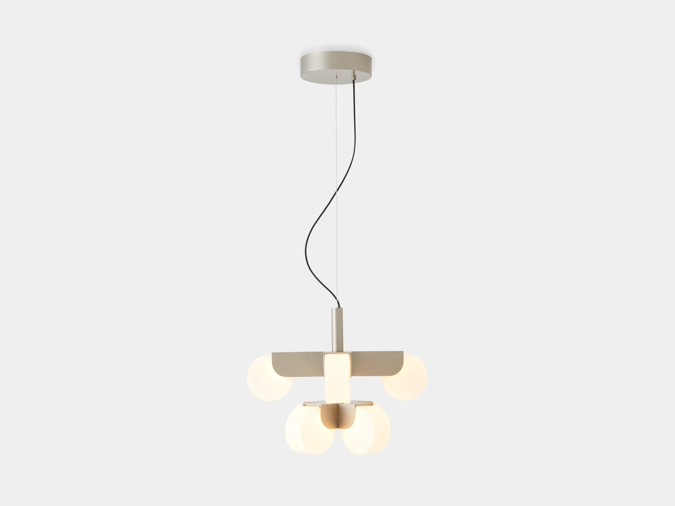 Stilla 510.18 Chandelier by TOOY 1